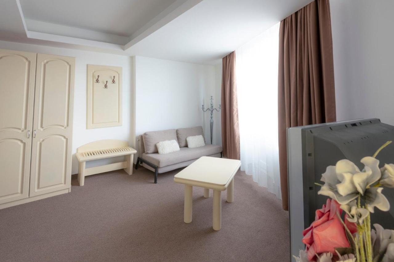 Hotel Randy Констанца Экстерьер фото