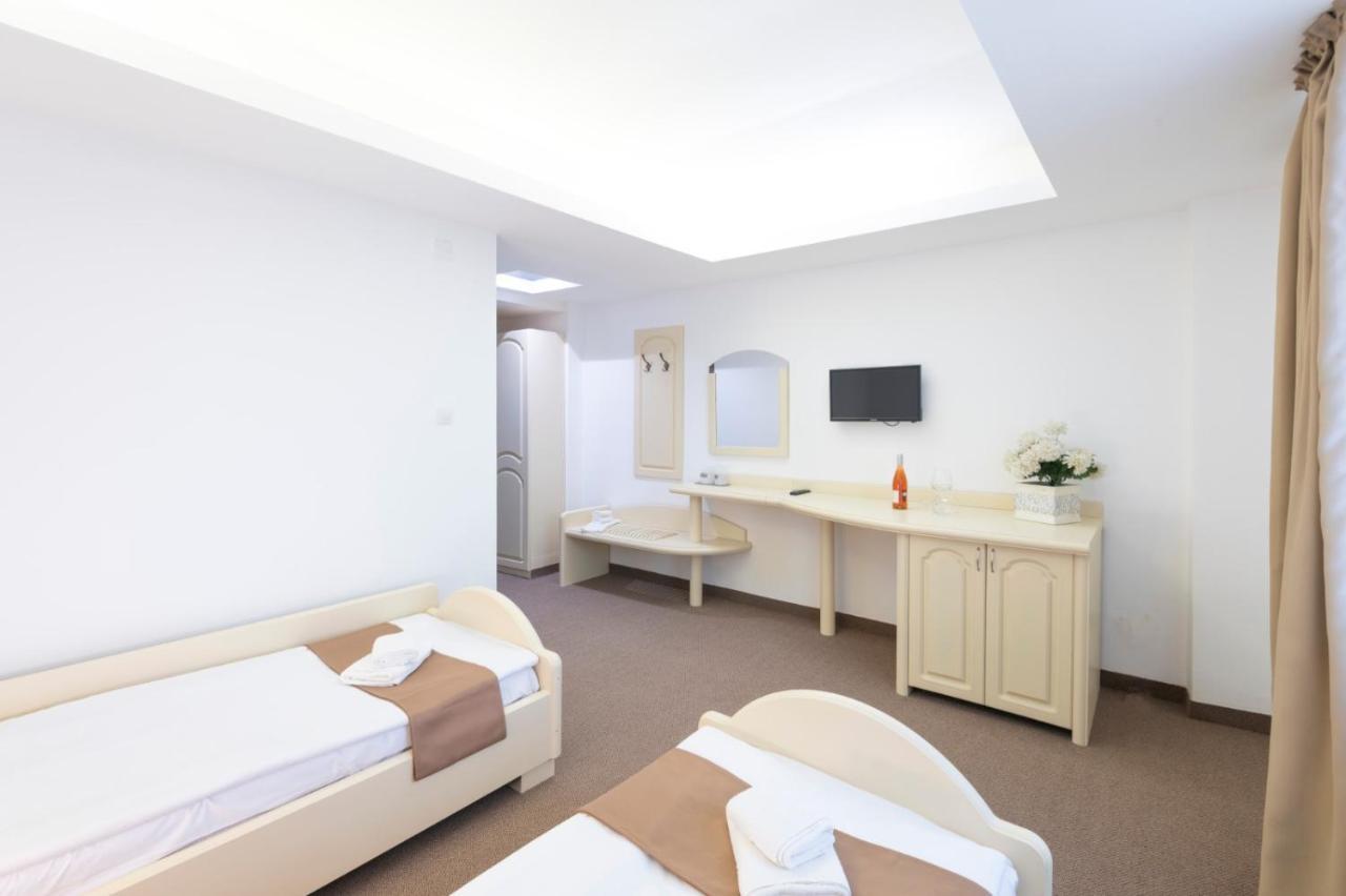 Hotel Randy Констанца Экстерьер фото