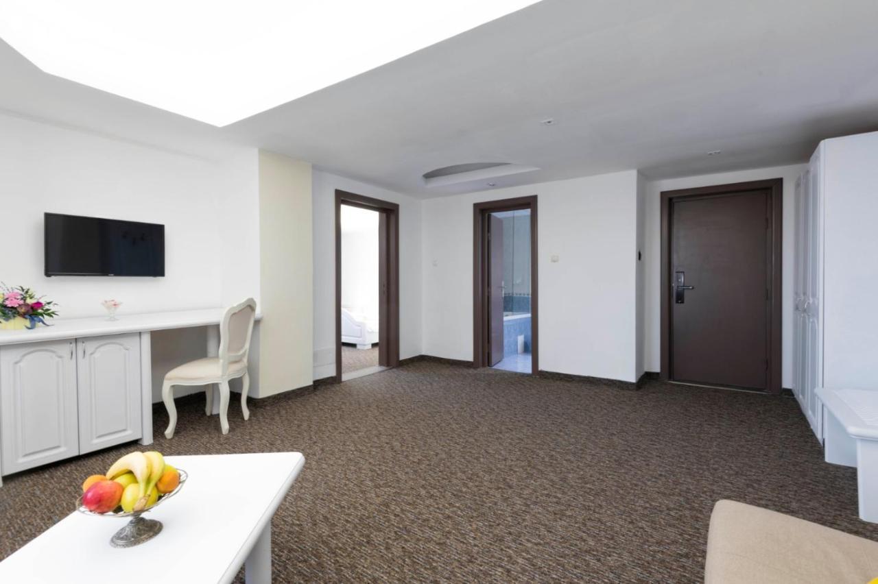 Hotel Randy Констанца Экстерьер фото