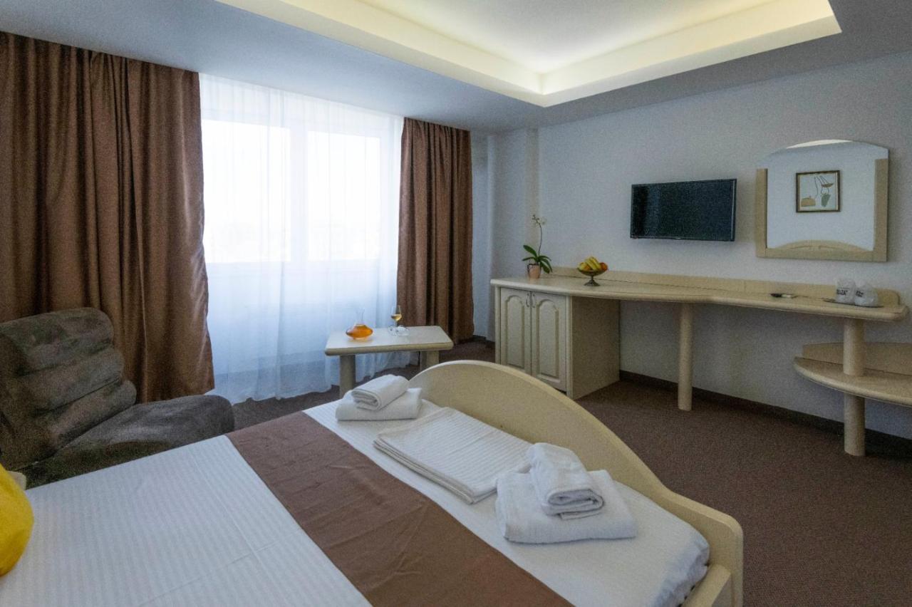 Hotel Randy Констанца Экстерьер фото