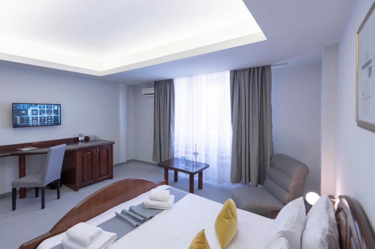 Hotel Randy Констанца Экстерьер фото